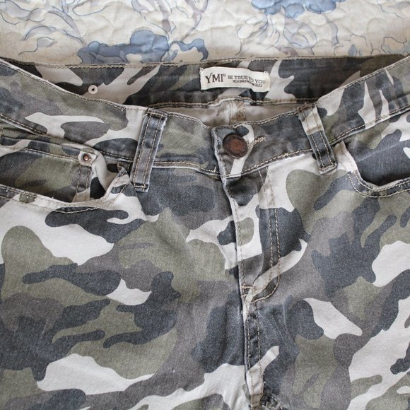 YMI Be True To You Camouflage Jeans Size-11 - Picture 6 of 6